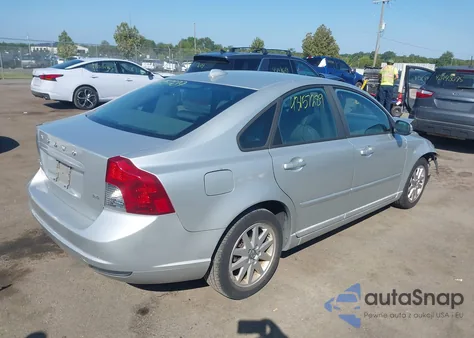 2009 Volvo S40 2.4I из США, поврежденный, VIN YV1MS382392452314